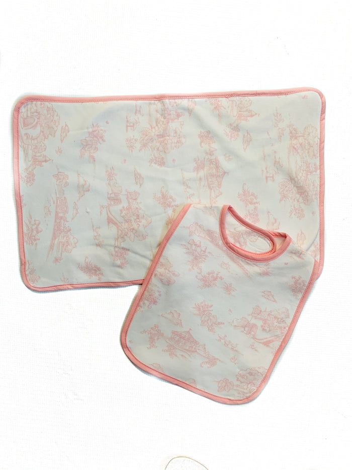 Maison Nola Bib and Burp-Pink