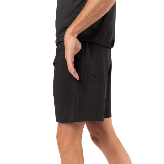 Short Iu Core Hombre