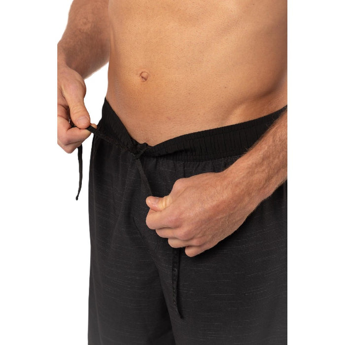 Short Iu Core Hombre