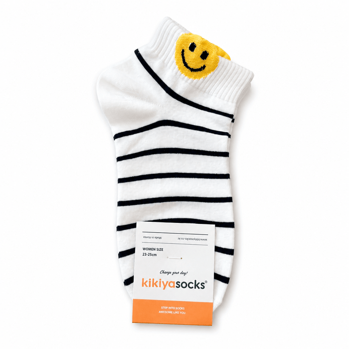 Assorted Socks (1 Pair) - WAKRA جوارب متنوعة - Princess Cosmetics Qatar
