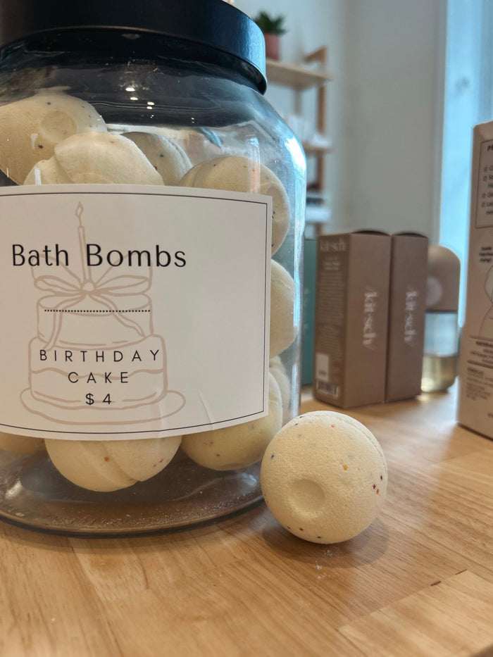 Birthday Cake Bath Bomb - Aesthetics By Kell