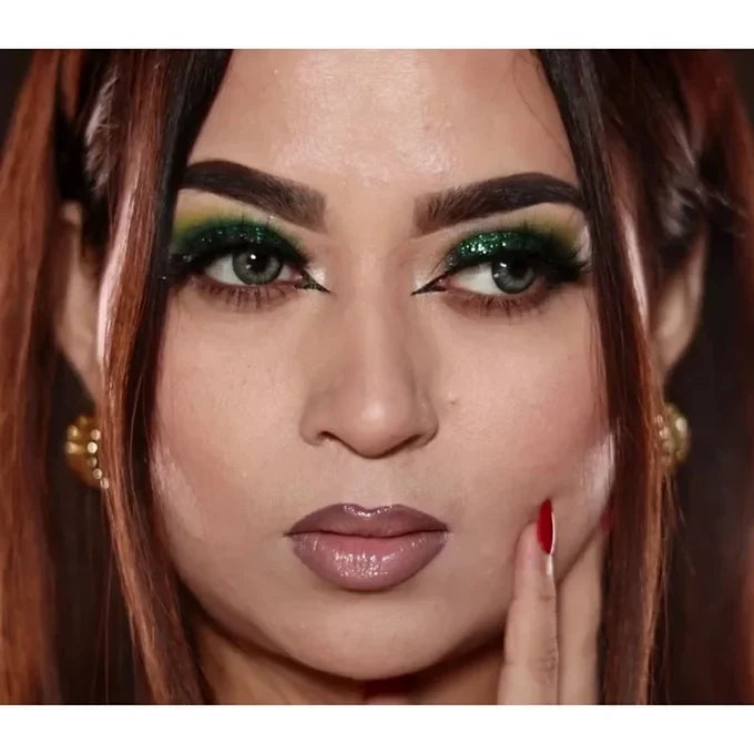 BOBI Glitter Eyeliner Green | Diamond Sparkle Finish | Waterproof Long Wear