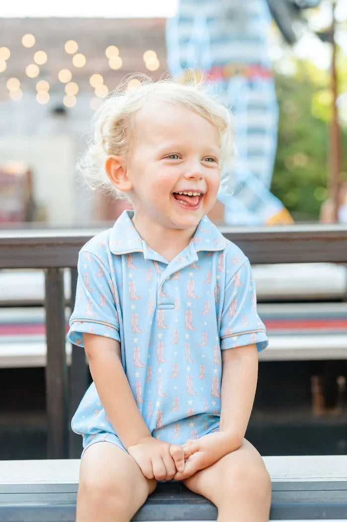 Cowboy Boots Harold Romper is a charming romper with a playful boot print on extremely soft and long-lasting Pima cotton fabric. With its comfortable fit and adorable design, it's perfect for playtime, it comes in sizes for kids 12M to 4T.
