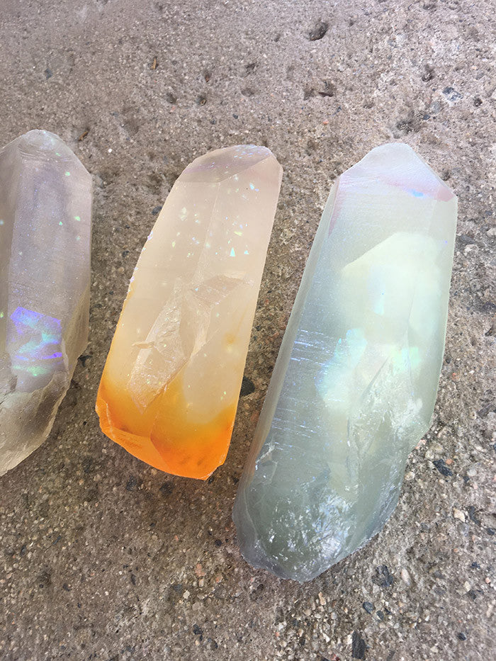 CAST URETHANE GLOW IN THE DARK LONG CRYSTALS