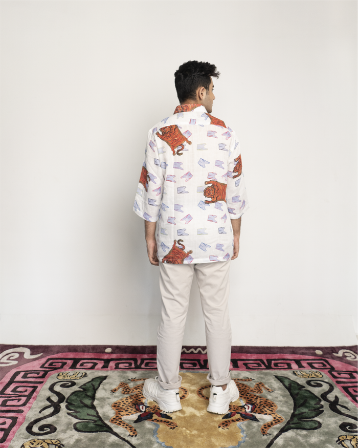 Don't get carried away - Unisex Shirt