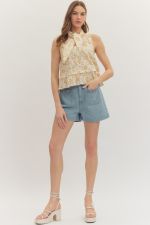 Entro Horsebit Detail High Waisted Shorts