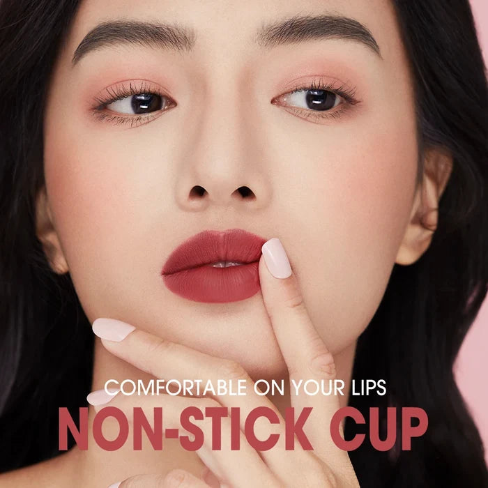 O.TWO.O MISTY KISS LOCK COLOUR MATTE LIPSTICK