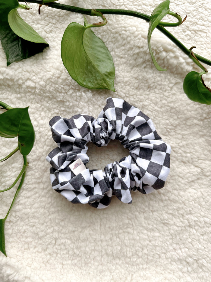 Oversized Scrunchie - Distressed Black Checker