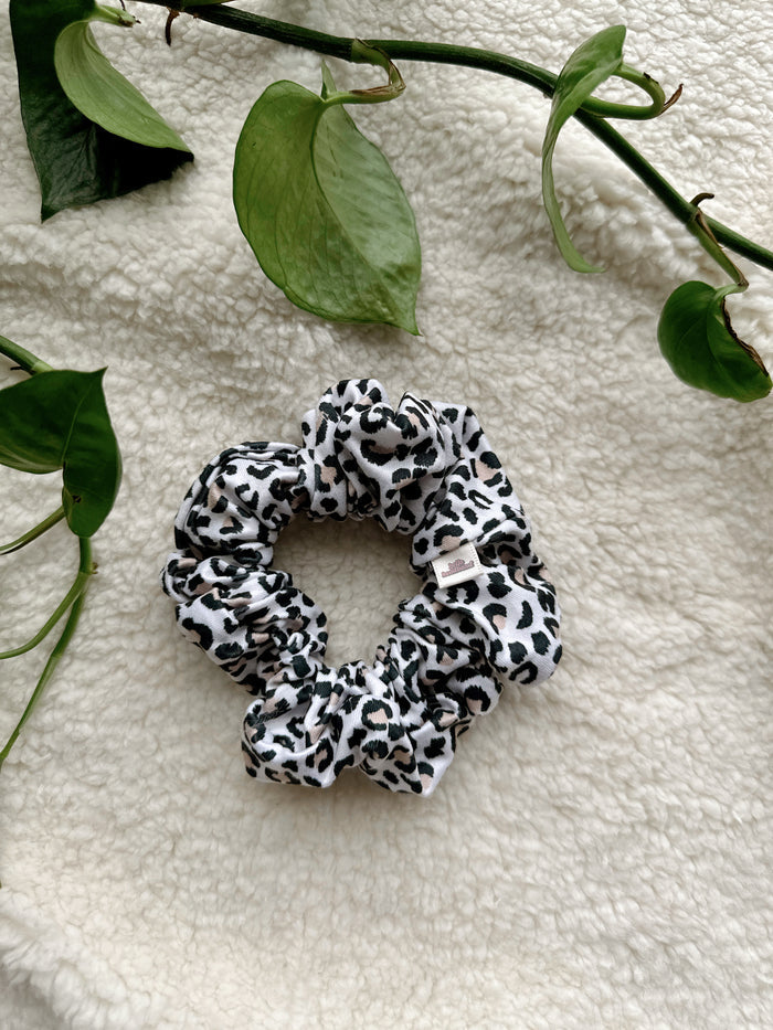 Oversized Scrunchie - Everyday Leopard