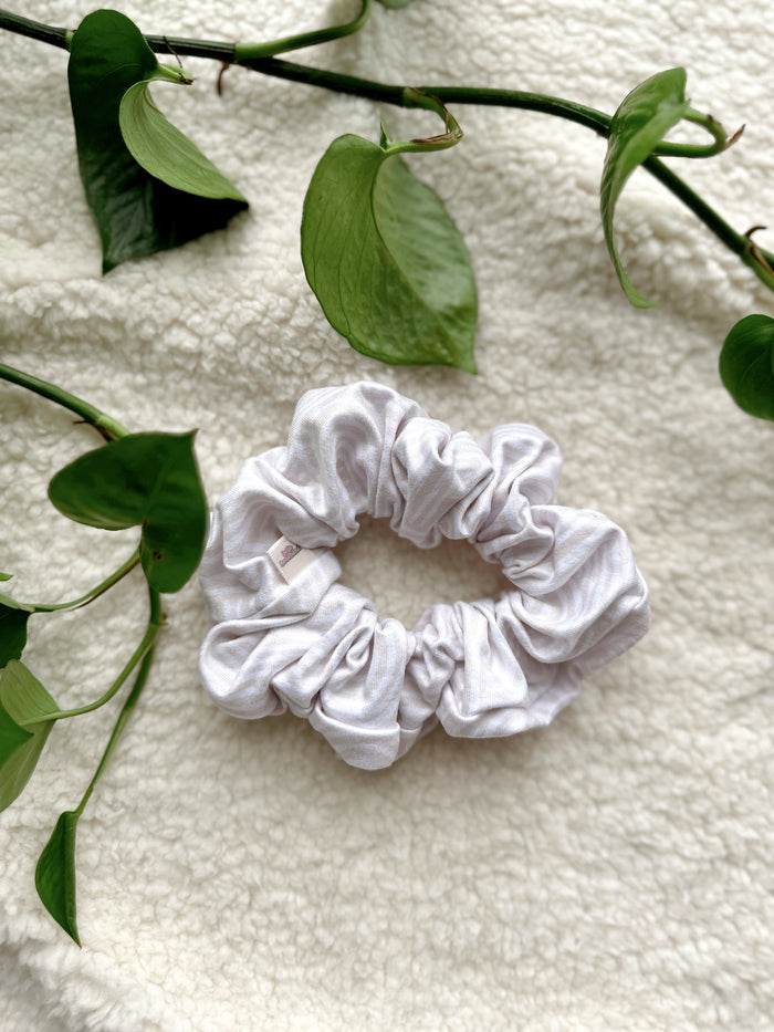 Oversized Scrunchie - Neutral Painted Lines