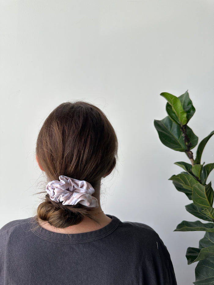 Oversized Scrunchie - Neutral Painted Lines