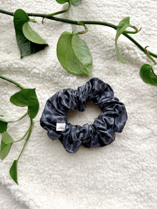 Oversized Scrunchie - Onyx Leopard