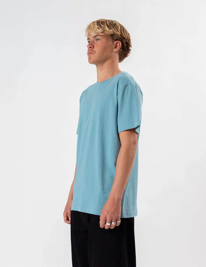 Reginald Tee - Blue Smoke