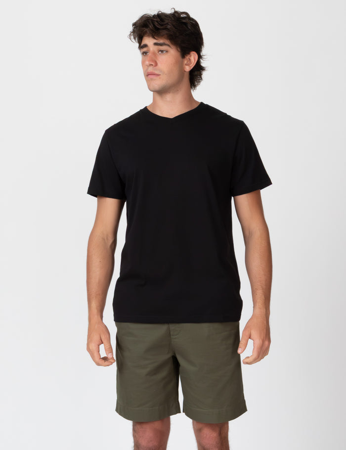 Reginald Vee Tee - Black