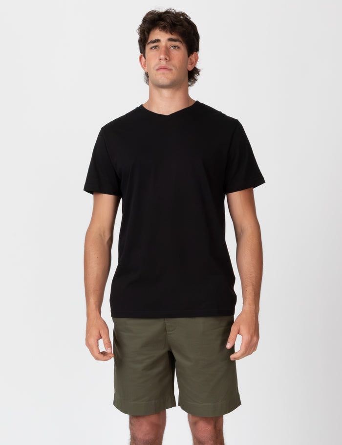Reginald Vee Tee - Black