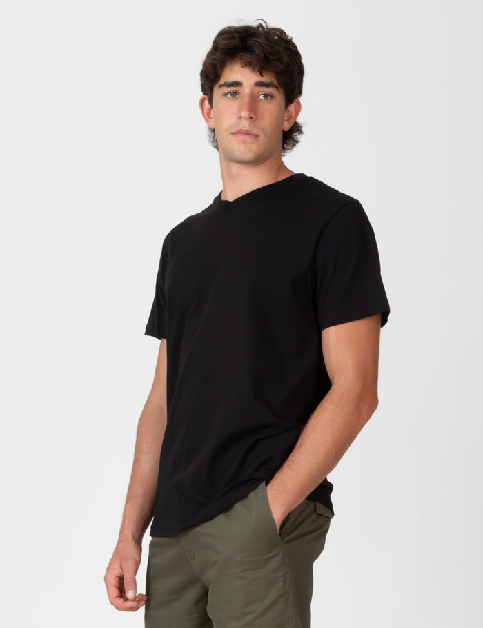 Reginald Vee Tee - Black