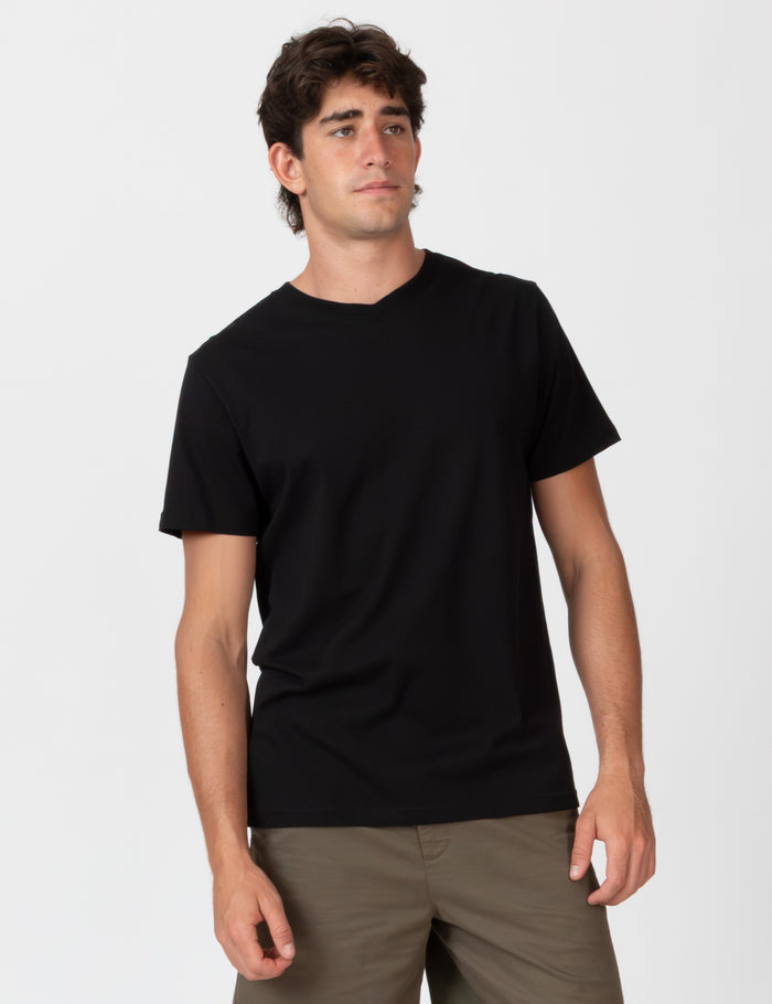 Reginald Vee Tee - Black
