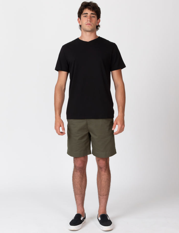 Reginald Vee Tee - Black
