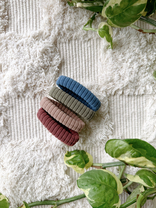 Ribbed Seamless Hair Ties - Earth