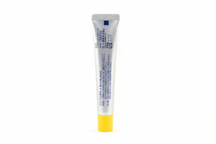 Rohto Melano CC Vitamin C Beauty Essence - 20ml