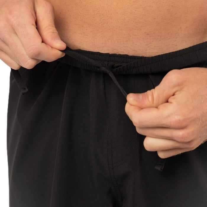 Short Iu Core Hombre
