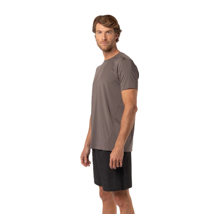 Short Iu Core Hombre