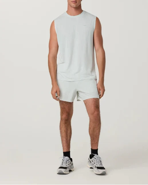Vuori Sleeveless Strato Breathe Tank