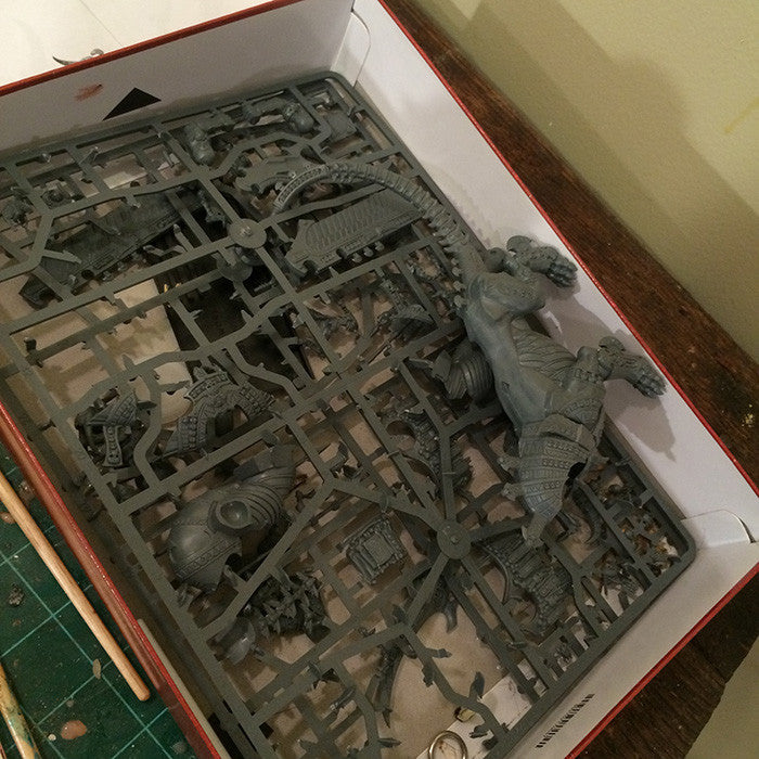 WARHAMMER MODEL- TOMB KINGS KHEMRIAN NECROSPHINX